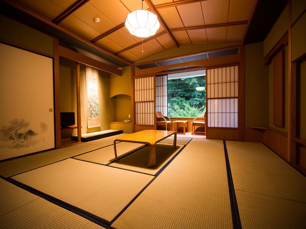Hotel Aizu Higashiyama Onsen Tsuki No Akari Exterior foto