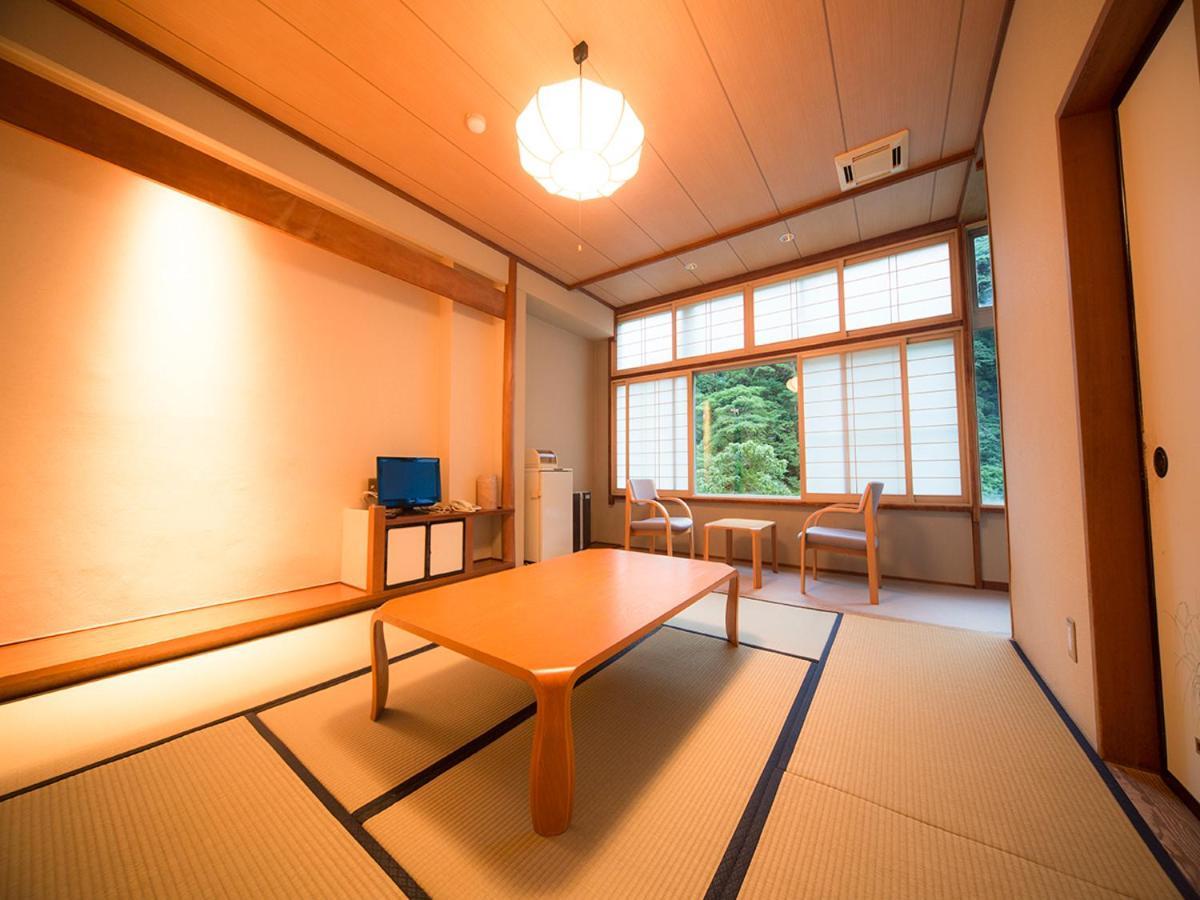 Hotel Aizu Higashiyama Onsen Tsuki No Akari Exterior foto