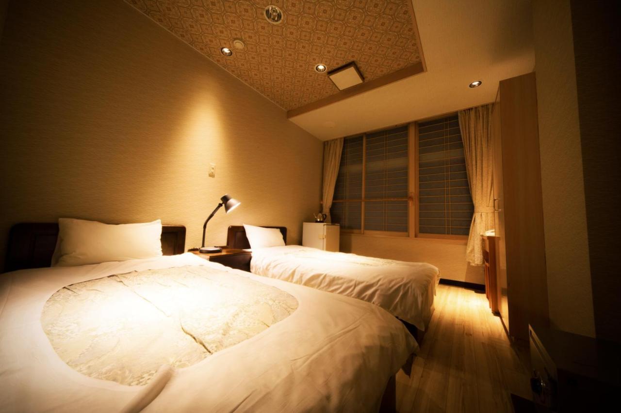 Hotel Aizu Higashiyama Onsen Tsuki No Akari Exterior foto